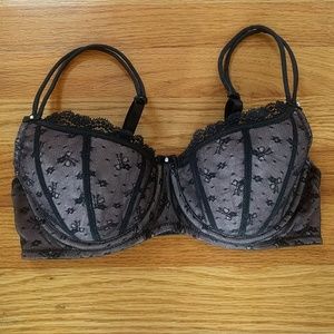 Pink / Black Jezebel Bra